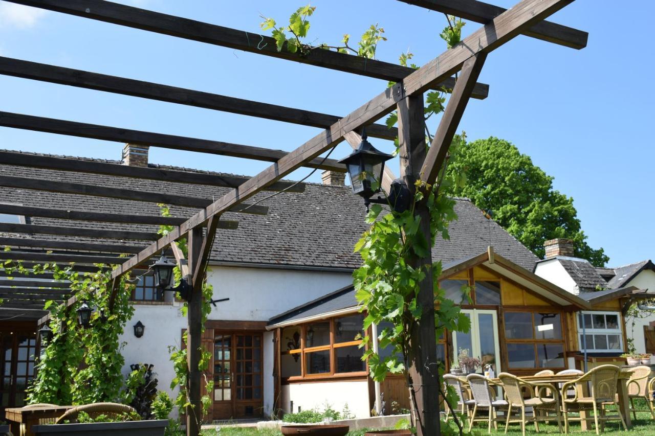Le Chene D'Or Bed & Breakfast Marcheseuil Dış mekan fotoğraf